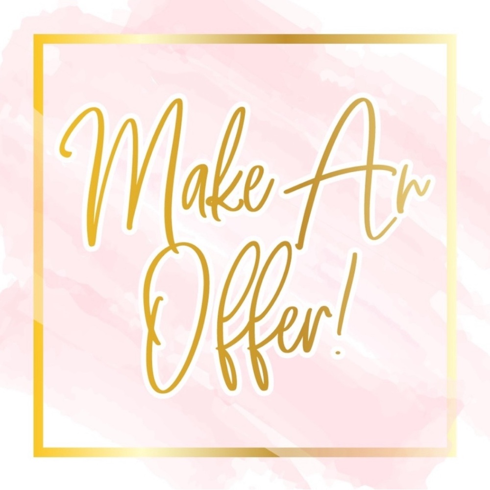 Make an offer and bundle items to save! Let’s get you some cute stuff 🥰